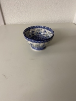 Bowl op Voet Floral Party Bunzlau Castle
